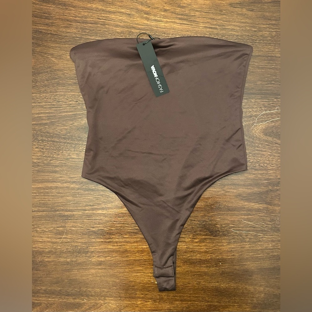 Fashion Nova Chocolate Brown Strapless Bodysuit